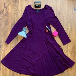 Burgundy dress with corset like ties in the back